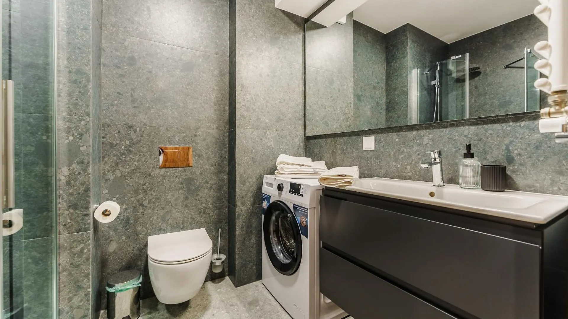 Apart111 Apartamenty Premium Kolobrzeg Basen W Cenie